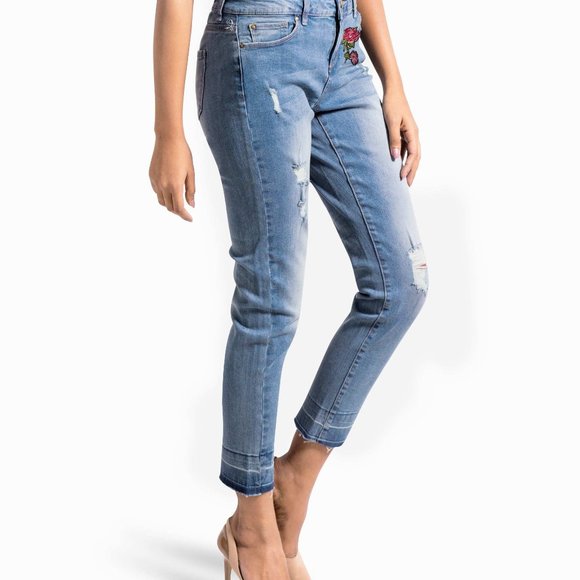 OLGYN Women’s Stretch Light Blue Denim Ankle Pant - Picture 3 of 5